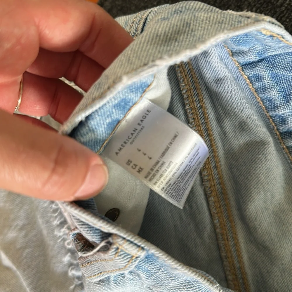 💛 5 for $8 American Eagle Outfitters Blue Jean Shorts Distressed Style - Picture 3 of 7